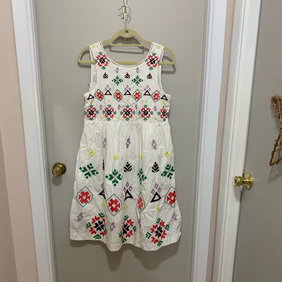 Anthropologie Dresses & Skirts - Anthropologie White Dress with Multicolor Embroidery